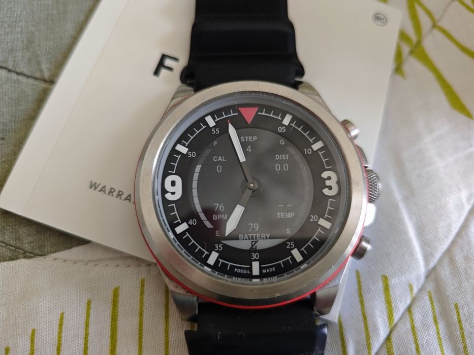 Хибриден смар часовник Fossil HR Latitude FTW7020