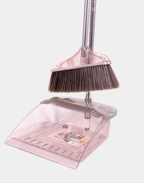 Supurgi va hokandoz harhilidan bor