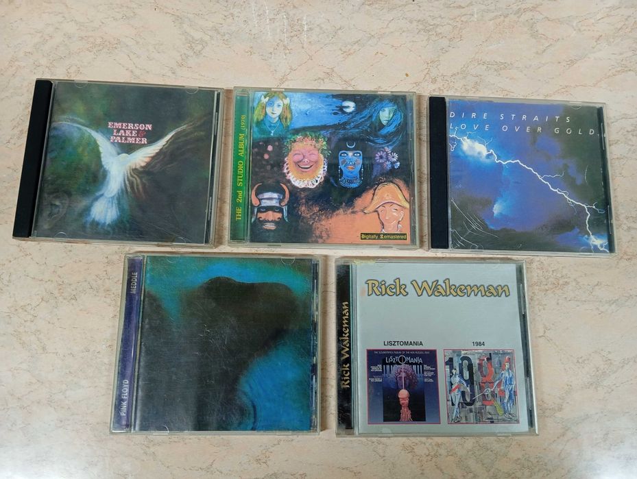 Продам CD диски с музыкой.