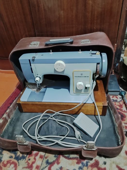 Чайка 132.электрическая машинка