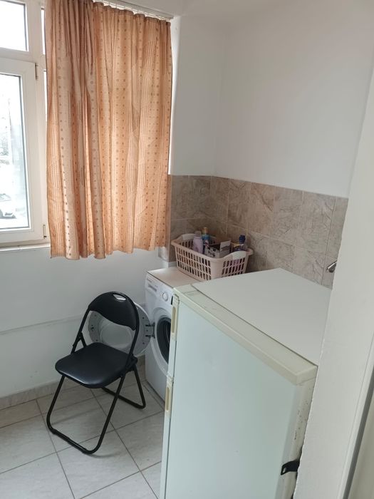 Ofer spre închiriere garsonieră