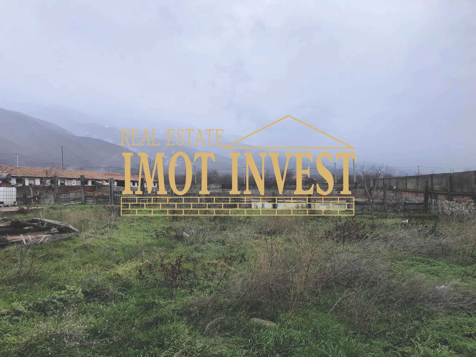 Продава се Промишлена сграда в Карлово - 600 кв.м за 196 €/кв.м - Снимка #2