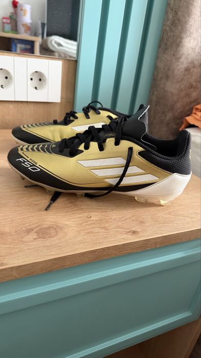 Бутонки f50 messi