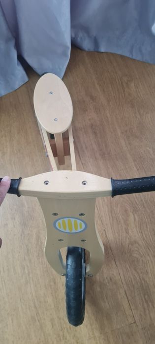 Bicicleta echilibru din lemn