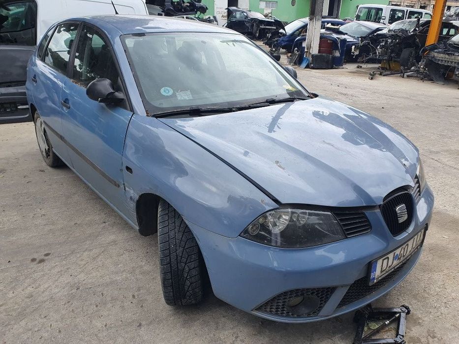 bara armatura fata spate haion far stanga dreapta kit chit conversie airbag volan Seat Ibiza 3 motor 1.2 benzina BME dezmembrez usa fata spate