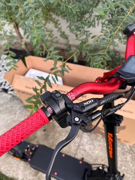 KUKIRIN G2 MASTER 2000W 100 Km Xod Frane Hidraulice Carbon Deck
