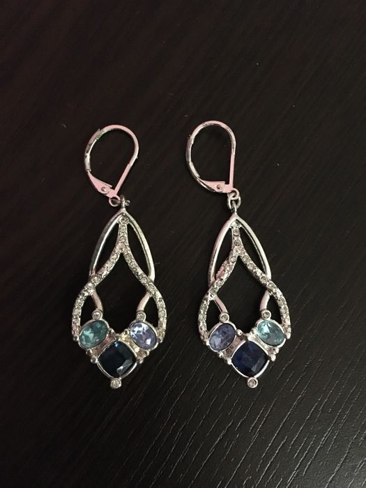 Дамски обеци