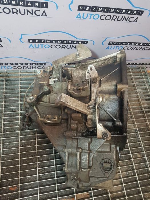 Cutie de viteze Nissan Qashqai Facelift 2.0 Dci 2010 - 2013 150CP Manuala 6 Trepte M9R ...