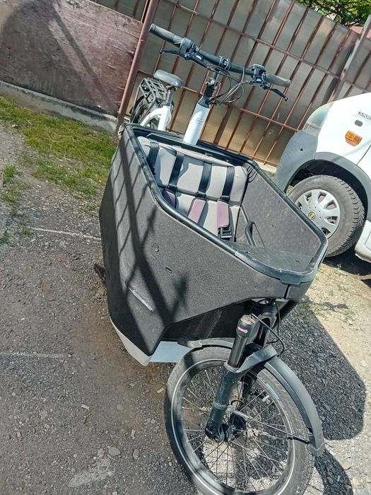 Vând bicicleta electrica