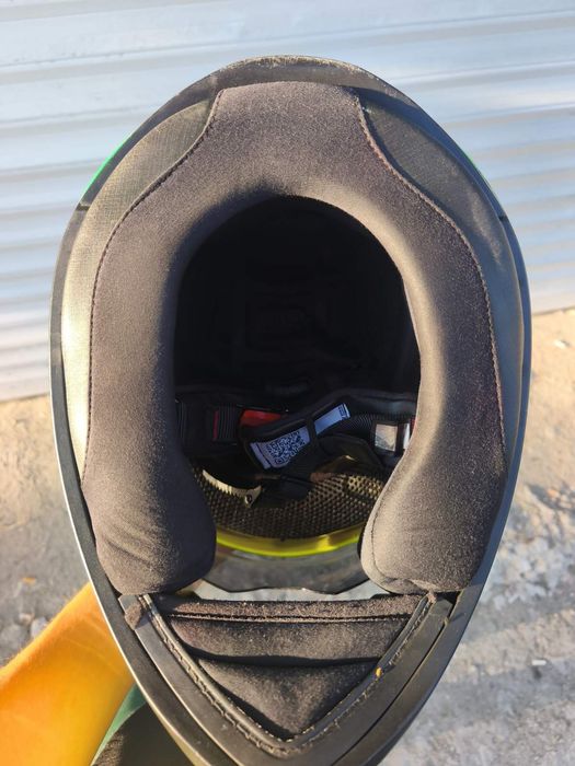 AGV k3 каска размер м