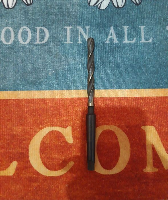 Сверла к/х 5 и 1 штук