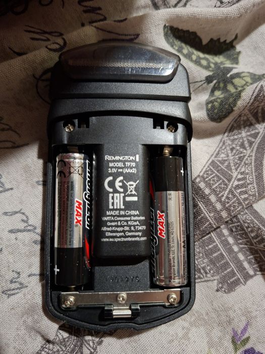 Електрическа самобръсначка REMINGTON