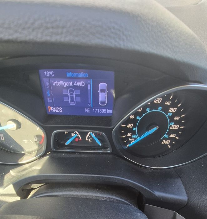 Форд Ескейп Ford Escape