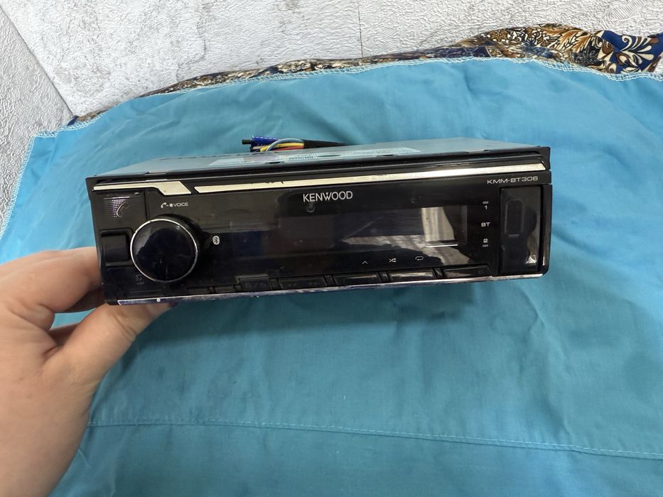 KMM-BT306 Magnitafon