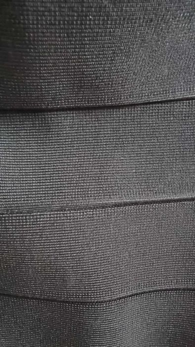 Ластична пола BCBGMAXAZRIA Намалена!