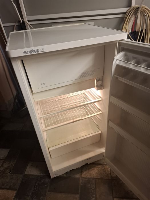 Frigoder arctic 325 lei