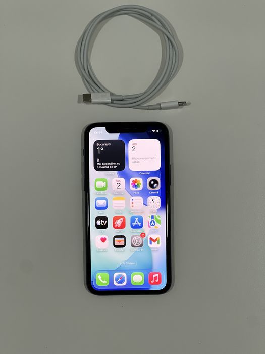 iPhone 11 Pro • Space Gray  • 64GB