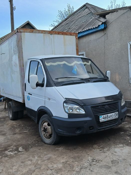 Двигитель Плитомотор год 2004