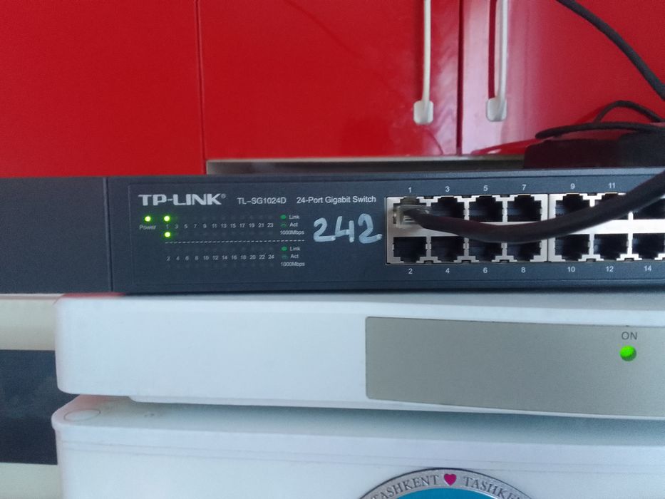 Сетевой комутатор (Switch) TP-Link TL-SG1024D