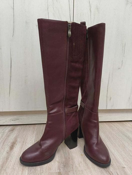 Бордовые сапожки
