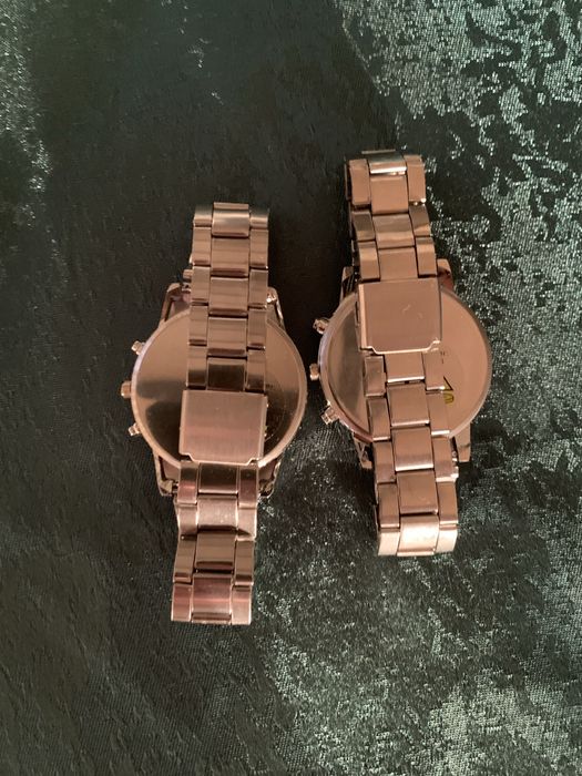 Vand 2 ceasuri Geneva