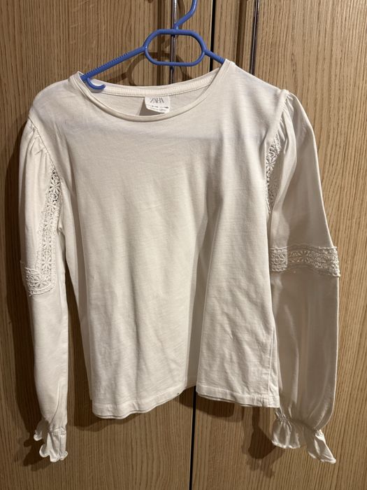 Bluze albe pentru fete