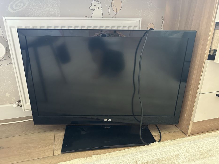 Телевизор LG б/у