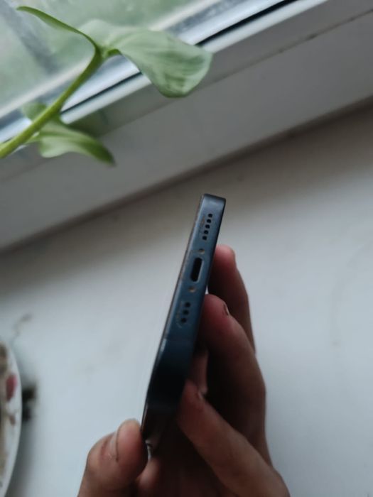 Продаю iPhone 14