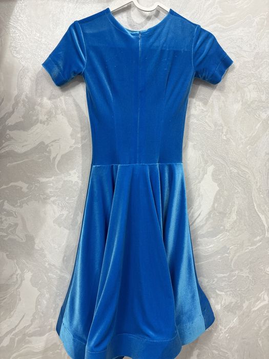 Продам платья для бальных танцев