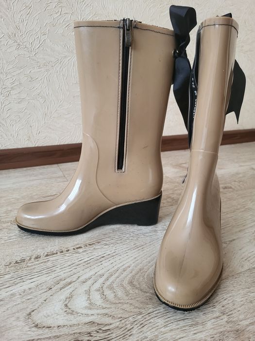 Резиновые сапоги 37р-р