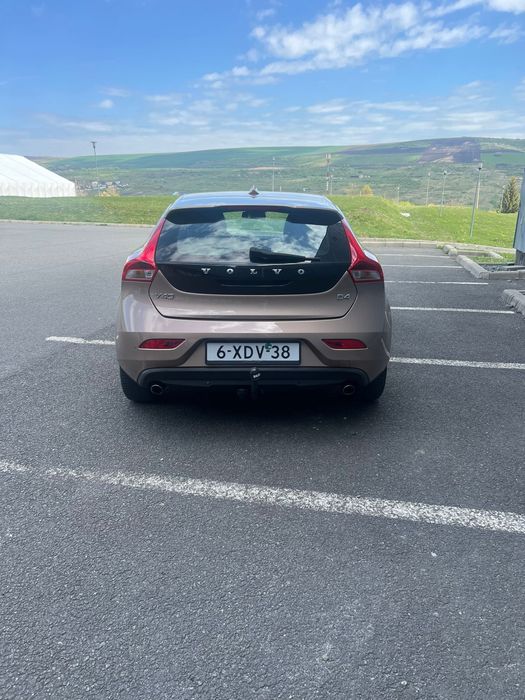 Volvo V40 D4 2.0 190cp 2014