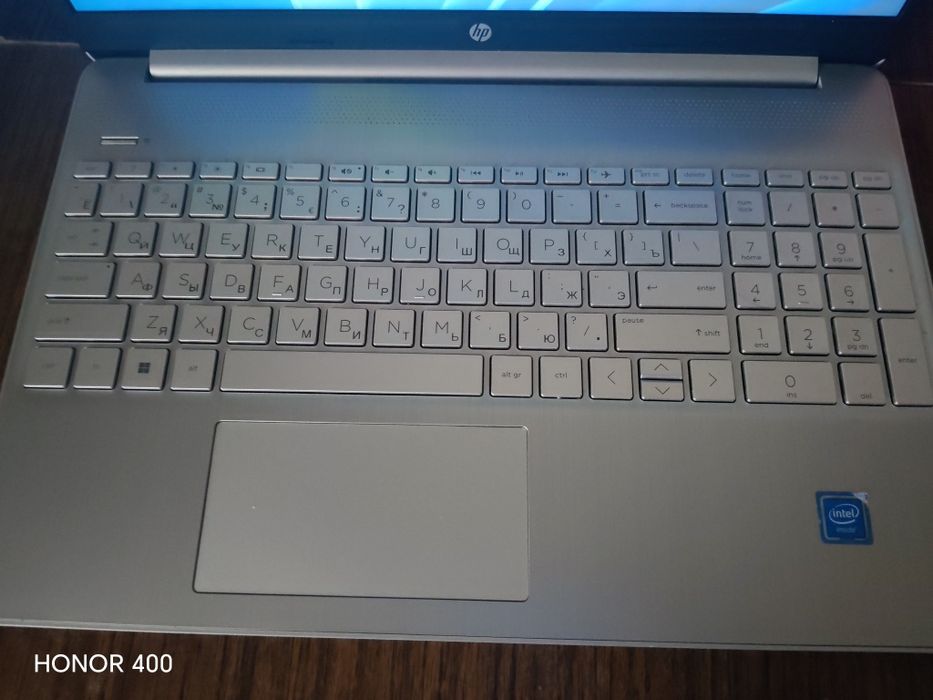 Noutbuk HP sotiladi