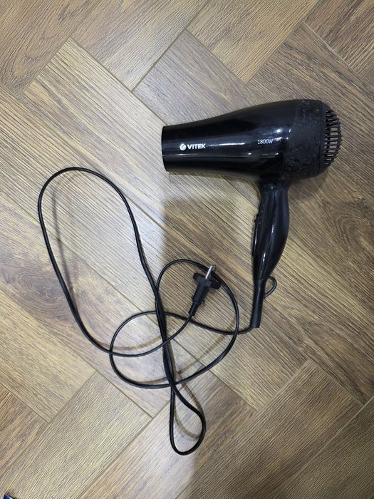 Отдам рабочий фен