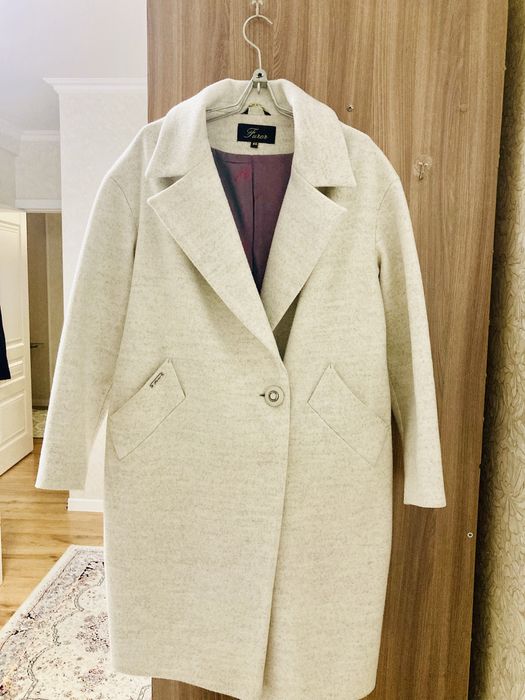 Продам осеннее пальто