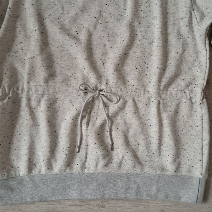 Дамски пуловер дълъг ръкав, размер - S/M.