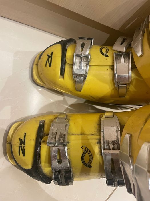 Ски обувки Rossignol