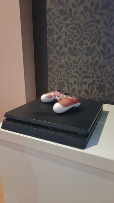 Сони плейстейшн 4