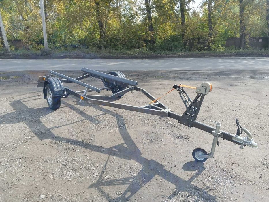 Лодочный прицеп для автомобиля