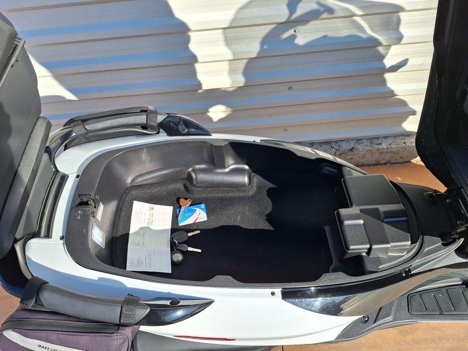 Piaggio MP3 350 Business