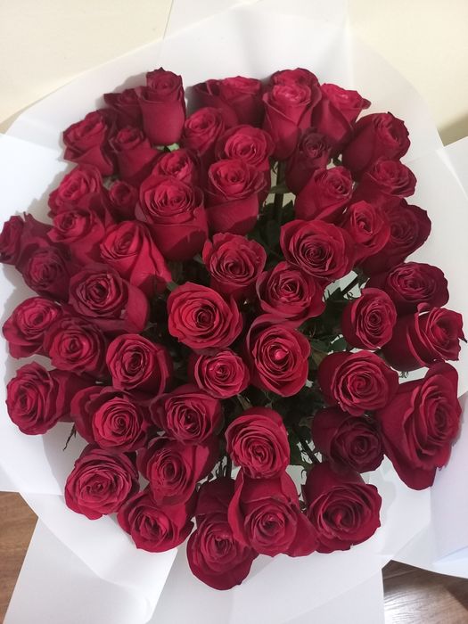 Продам цветы. 51шт роза