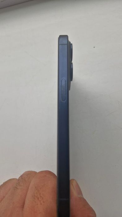 продам Айфон 15 про 350000