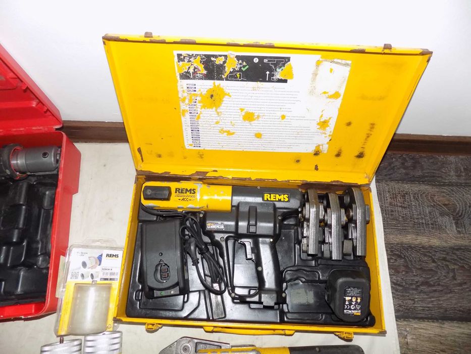 Presa de  sertizat  REMS  12V Ni Cd  /  14,4V Li-Ion  , Rotenberger Romax 3000  18V Li-Ion