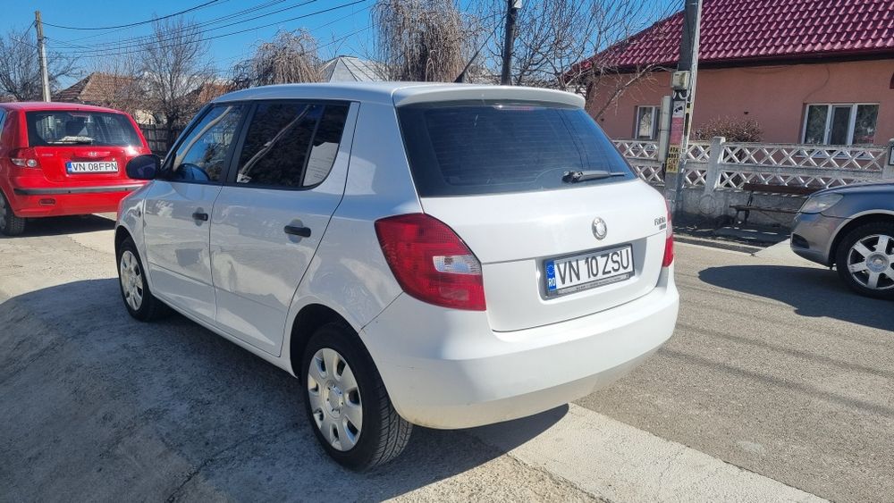 Skoda Fabia 2 benzina 1.2 km 180mii an 2009