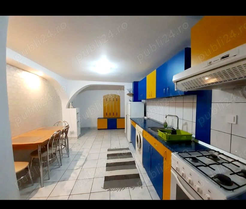 Proprietar | Ap. 2 camere decomandat | M-uri   Bd. 1 Decembrie | vedere Parc | centrală | 0 comision