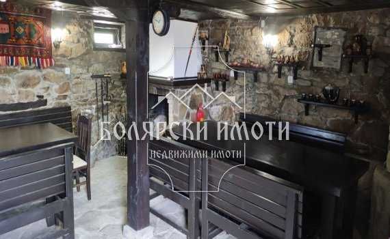 Дава се под наем Къща в с. Харваловци, Област Велико Търново - 150 кв.м за 665 € - Снимка #7