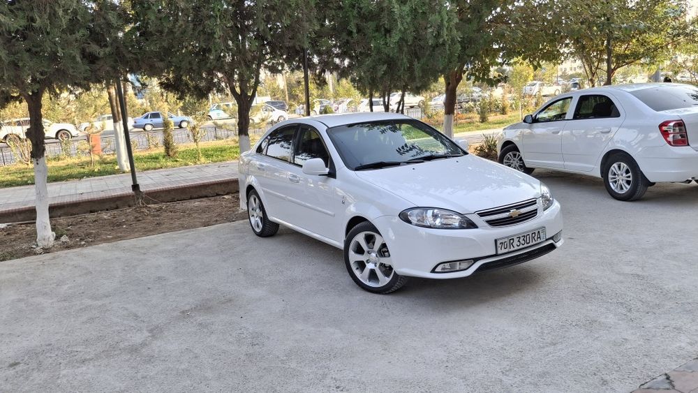 Gentra sotiladi tayyor