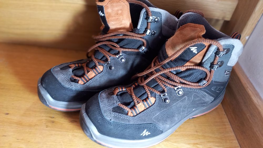 Ghete waterproof 39-40, piele naturala