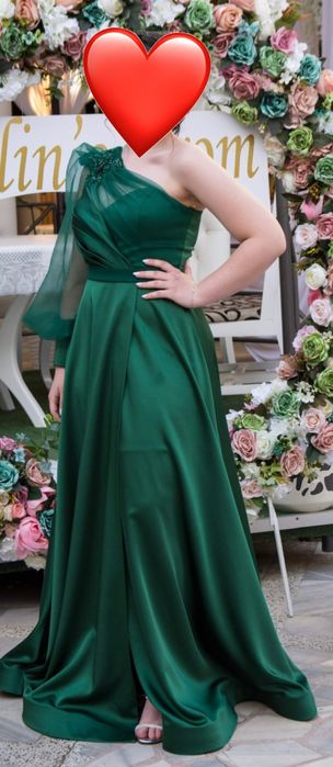 Официална зелена рокля