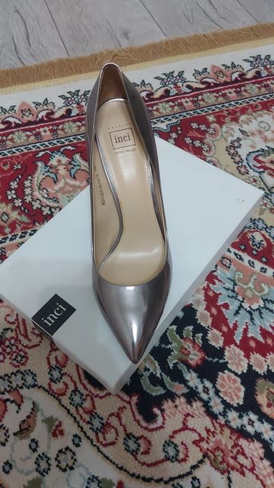 Кожаные новые Туфли INCI