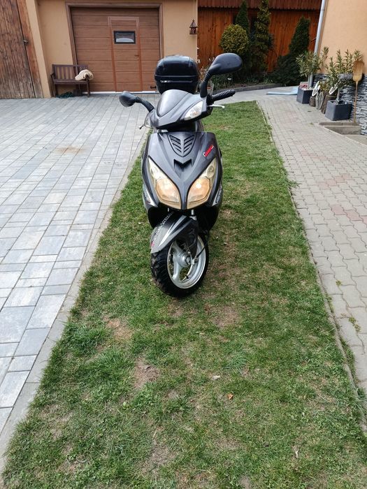 Scuter 125cc 4t nu Honda  CPi  zip Puch  Gilera   Aprilia Sr  Yamaha mbk Peugeot  Suzuki